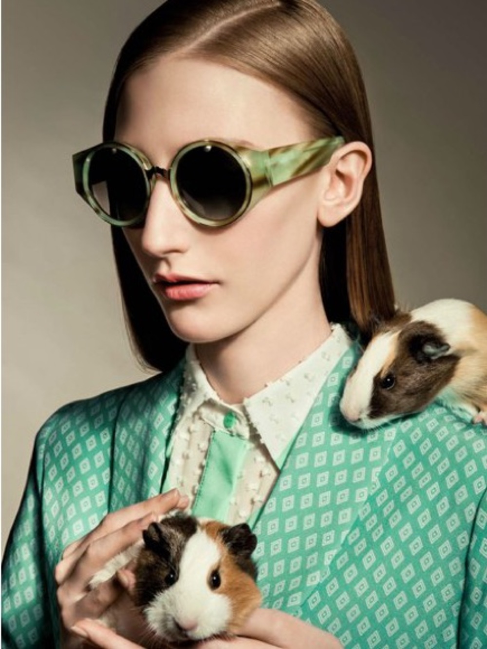 ISSON - Australian brand- Round Green tortoise Sunglasses
